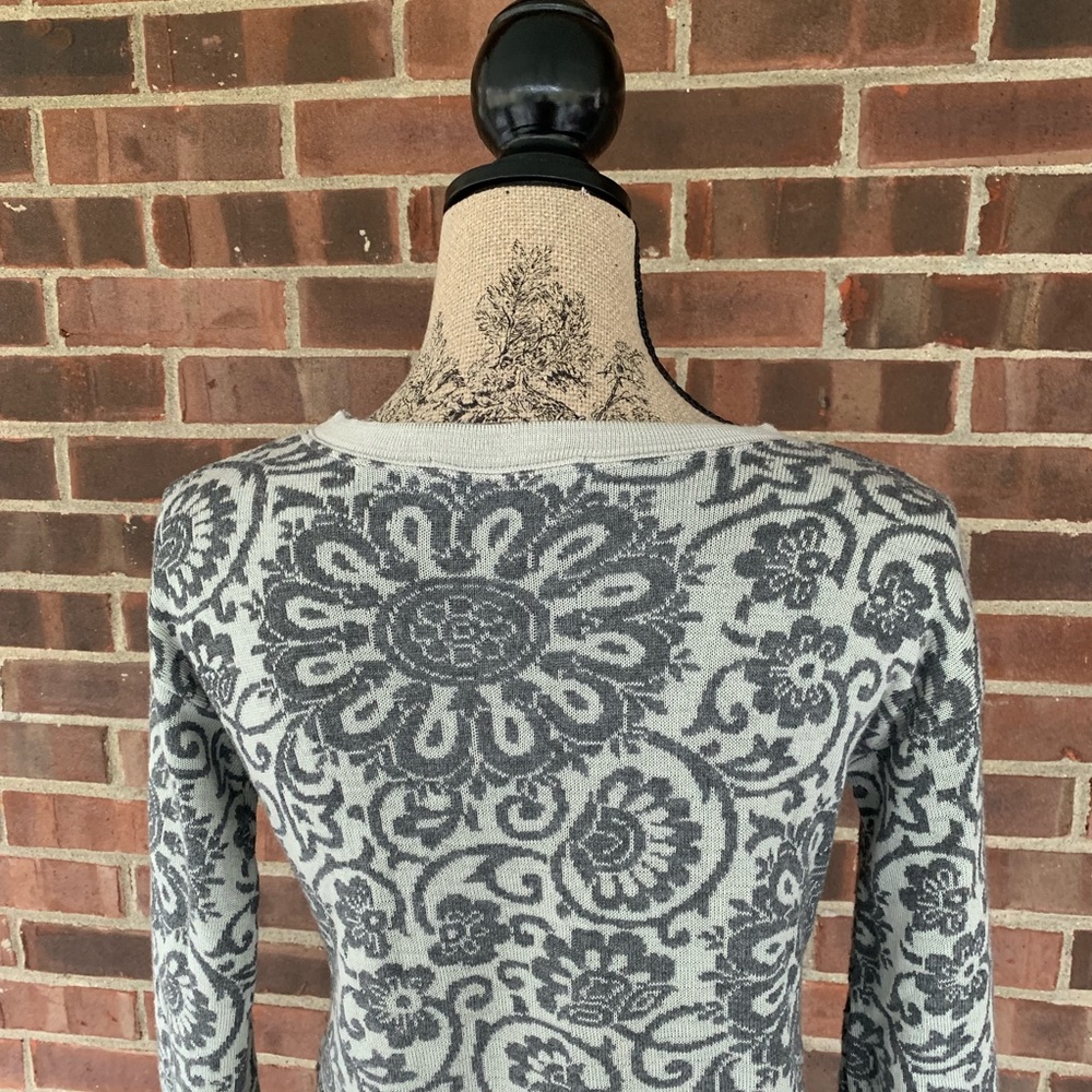 Cotton Emporium floral cropped sweatshirt - Picture 5 of 8